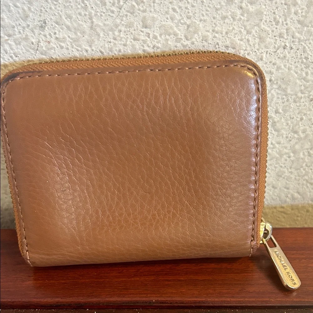 Michael Kors Brown Leather Zip Card Wallet with Gold Plaque